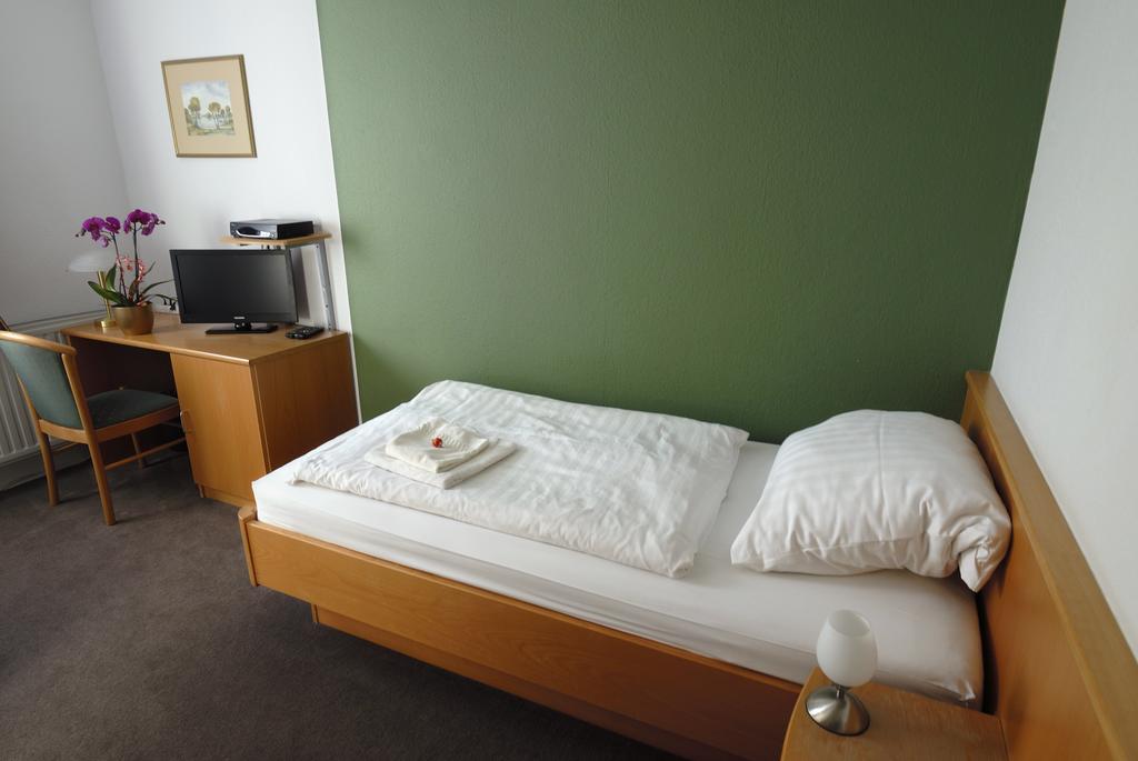 Waldrestaurant & Hotel Rangsdorf Δωμάτιο φωτογραφία